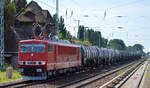 Leipziger Eisenbahnverkehrsgesellschaft mbH, Leipzig mit  155 247-0  [NVR-Nummer: 91 80 6155 247-0 D-LEG] mit Kesselwagenzug (leer) Richtung Stendell am 12.08.21 Berlin Buch.