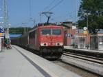 Bevor E18 047 mit ihren Sonderzug das Hauptgleis für einige Minuten besetzte,fuhr 155 117 mit ihrem Güterzug am 30.Juni 2012 durch Bergen/Rügen.