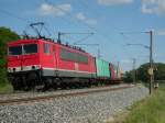 Am 31.05.2014 kam MEG 701 (155 124) mit einem Containerzug aus Richtung Stendal und fuhr weiter in Richtung Wittenberge.