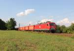 Noch eine ziemlich ungewöhnliche Leistung fuhr am 04.08.2013 über die KBS 613 gen Süden: 156 004-4 (MEG 804) mit Containerzug, und zwar fast ausschließlich Hamburg-Süd