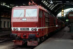 DR-Elektrolok 230 018 von Skoda am 19.07.1991 im Hbf.