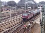 180 006 durchfhrt Dresden HBF mit ein gemischten Gterzug am 16.02.07