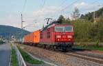 180 012 fuhr am Abend des 02.07.13 einen Containerzug aus Richtung Decin kommend durch Knigstein Richtung Dresden.