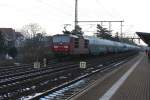 180 012 mit einem Zementzug am Haken durchfhrt am 08.03.10 Dresden Strehlen.