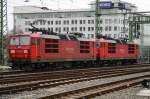 180 018 und 015 rollen gemeinsam durch den Dresdner Hbf. 14.03.2010