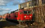 180 017-6 (im Hintergrund die 155 172-0) abgestellt in Engelsdorf/Hpf. am 22.02.14 Dieses Bild wurde von einer öffentlichen Straße aus Fotografiert.