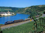 Ein Traum in blau: 181 001 mit dem TC 44516 von Ehrang nach Apach am 28.07.2002 bei Nittel.