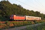 Am Abend des 09.09.2016 bespannte 181 215-5 den PbZ 2462 (Basel Bad Bf - Frankfurt (Main) Hbf), als sie beim Abzweig Leutersberg in Richtung Freiburg (Brsg) Hbf fuhr.