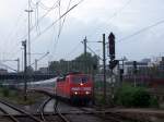 181 204 vor IC 2159 bei der Einfahrt in den Mannheimer HBF, 03. Oktober 2007.