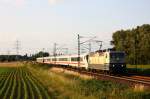 Am 12.06.09 durfte 181 211 den EC 361 nach Strasbourg ziehen. Die besten Zeiten hat die Lok mit der alten Lackierung mittlerweile hinter sich. Aufgenommen bei Ettlingen.