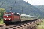 181 220-0 mit IC in Winningen an der Mosel am 02.07.09
