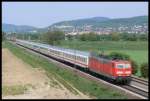 181 209 war im April 2007 regelmiger Stammgast an der Bergstrae; hier am 28.4.2007 mit EC 56 bei Grosachsen-Heddesheim