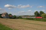 181 214-8  Mosel  mit IC 281 Stuttgart Hbf - Zrich HB kurz vor Singen(Htw). 31.07.11 