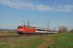 181 214-8  Mosel  mit IC 182 Zrich HB - Frankfurt(Main)Hbf kurz vor Welschingen-Neuhausen.