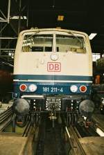 Die gerade erst Hauptuntersuchte (29.11.03) und einziege Ozeanblaue 181, 181 211 Lorraine, am 14.12.03 im Bh Saarbrcken.