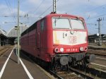 181 218 wartet auf den EC 360 um ihn nach Strasbourg zu fahren.Am 29.09.09 in Karlsruhe Hbf.