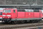 Die 181 222-1 rangiert nachdem sie ihren IC aus Luxemburg hergebracht hat, aufgenommen am 23.01.2010 in Koblenz HBF
