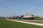 181 211 von  SEL  (Schlünß Eisenbahn Logistik) war mit einem Autozug am 14.