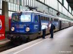 Eingefahrener NZ88724 mit EK-Lok 1042 520-5 im Hbf Stuttgart.