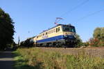 1142 704 der Centralbahn mit einigen Bremswagen und einem Kuppelwagen am morgen des 2.9.18 auf dem Weg durch das südliche Münsterland