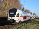 4110 113-6 als IC 2175(Warnemünde-Dresden)bei der Durchfahrt in Rostock-Bramow.03.04.2021