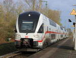 4110 115-1 als IC 2175(Warnemünde-Dresden)bei der Durchfahrt am 30.03.2024 in Rostock-Bramow.