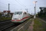 401 585 (Tz 185  Freilassing ) als unbekannter ICE durchfährt den Bahnhof Schönebeck(Elbe) auf Gleis 4 Richtung Magdeburg Hbf.