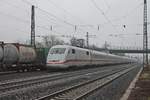 Durchfahrt am 20.12.2016 von 401 575-6  Nürnberg  durch den Bahnhof von Müllheim (Baden) gen Norden, als dieser von der Schweiz nach Norddeutschland unterwegs war.