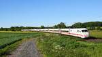 DB Fernverkehr Tz 106 (401 006/506)  Itzehoe  als ICE 1021 Hamburg-Altona - Nürnberg Hbf (Vehrte, 31.05.2021).