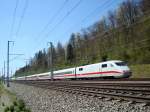 ICE BR 401 auf der NBS auf dem Weg nach Basel bei Roggwil-Wynau am 26.04.2008