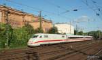 401 576-4 und 401 076-5  Bremen  bilden am 13.08.09 den ICE 73 Kiel Hbf - Zrich HB und fahren nun in Hamburg Hbf auf Gleis 14 ein.