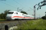 401 012-9  Memmingen  als ICE 71 (Hamburg-Altona - Basel SBB) an der BK Basheide zwischen Forchheim und Durmersheim.