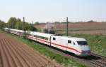 401 078 als ICE 772 (Stuttgart–Hamburg) am 24.04.2009 zwischen Uelzen und Bad Bevensen