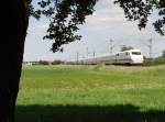 401 005 zu sehen am 03.06.15 in Neu-Ulm.