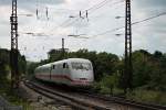 Durchfahrt am 12.07.2014 von 401 572-3 beim Abzweig Leutersberg gen Basel.