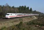 401 xxx als ICE 886 (Mnchen Hbf–Hamburg-Altona) am 15.04.2015 zwischen Eschede und Unterl