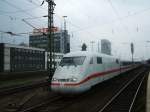 ICE 1  Friedrichshafen  nach Kiel mit TK 401 014-8 voraus,  im Schub TK 401 514-5 bei der Ausfahrt aus dem Dortmunder Hbf.