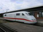 berfhrung des TK 401 076-5 von Krefeld nach Hamburg,in Dortmund  Hbf.,Gleis 18 bei der Durchfahrt.(09.08.2008)