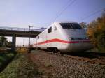 ICE 272 von Interlaken Ost nach Berlin Ostbahnhof hier kurz vor dem eintreffen in de Bhf.Offenburg. 18.10.08