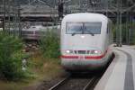 KIEL, 13.09.2009, ICE 1025 nach München Hbf bei der Einfahrt in den Hauptbahnhof