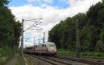 DB 401 002-1  Flensburg  als ICE 694 von Stuttgart Hbf nach Berlin Hbf (tief), am 21.06.2013 in Erfurt Bischleben. Der Zug war als Hochwasserumleiter unterwegs und fhrt planmig eigentlich ber Hannover.