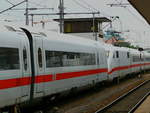 BR 402 016-0 und BR 402 022-8 fahren am 23.05.2018 um 18:13 in München Hbf ein.