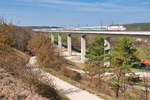 Zwei 402er mit einem unbekannten ICE Richtung Würzburg bei Emskirchen, 30.03.2019