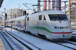 402 015-2  Bitterfeld-Wolfen  fährt am 13.02.2021 als ICE543 von Köln Hauptbahnhof nach Berlin Ostbahnhof in den Zielbahnhof ein.