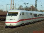 ICE 2  Lutherstadt Wittenberg  (402 026) verlsst Bochum in Richtung Essen, hier am Hp BO-Ehrenfeld. (08.02.2008)