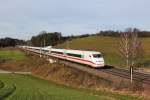 402 029 und ein weiterer 402 als ICE 1083/533 am 31.12.2012 bei Fahlenbach.