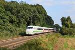 DB Fernverkehr Tz 218 (402 018)  Braunschweig  mit Werbung  Deutschlands schnellster Klimaschützer  als ICE 538 München Hbf - Bremen Hbf, es führt Steuerwagen 808 018 (Borstel b.