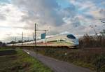 DB Fernverkehr ICE3 403 xxx + 403 xxx am 13.12.20 in Frankfurt am Main Oberrad