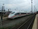 DB ICE 3  Solingen  Steuerwagen 403 522-6 ,der angekoppelte 403  war  Offenburg ,bei der Ausfahrt aus Dortmund Hbf.,Leerfahrt rechts im Bild BR 120 156-5 mit IC 2017 nach Mnchen.(28.09.2007)