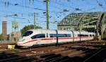 403 054-0 von der Hohenzollernbrcke kurz vor Einfahrt in den Hbf-Kln - 10.10.2010